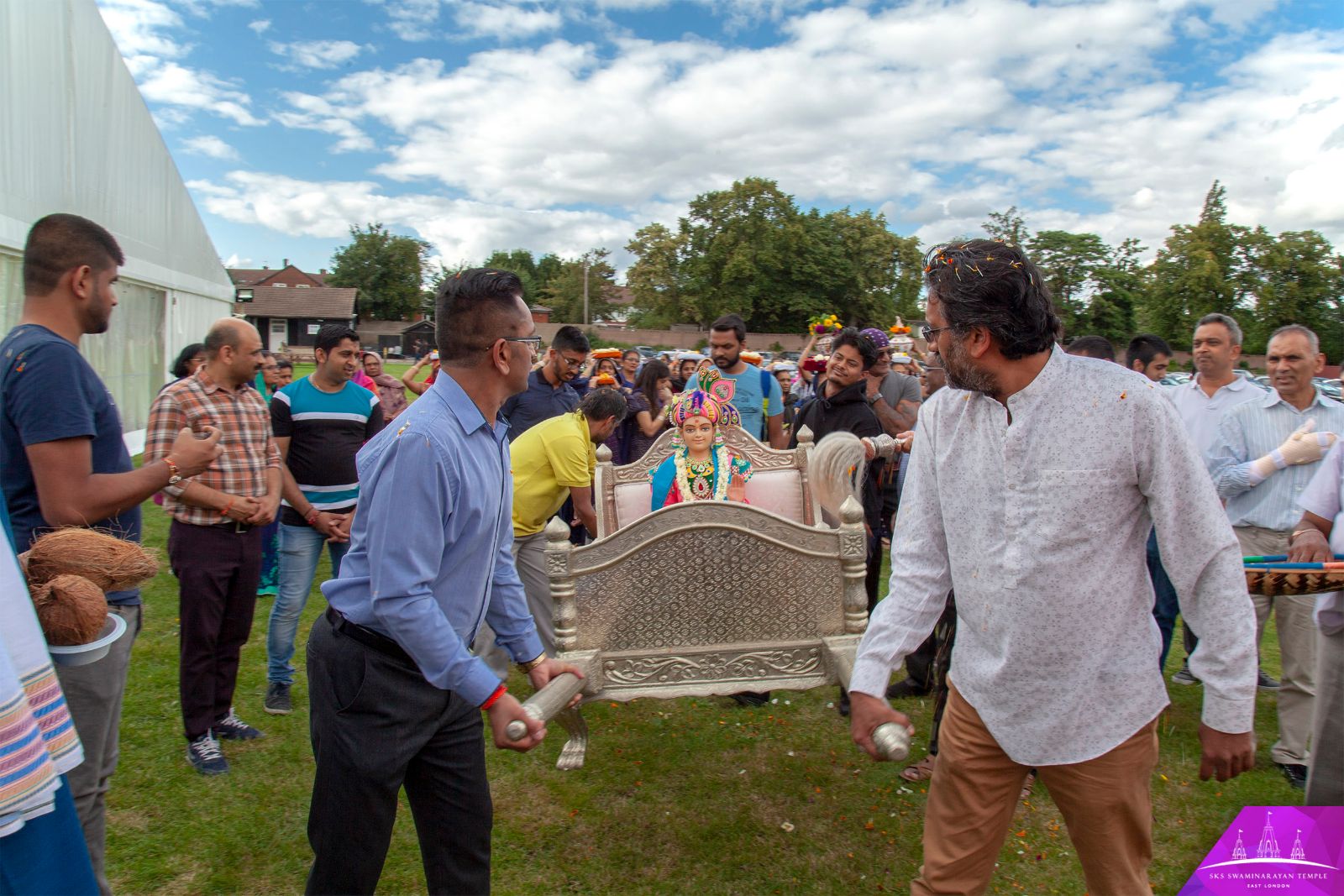 ©1987-2017 SKS Swaminarayan Temple East London